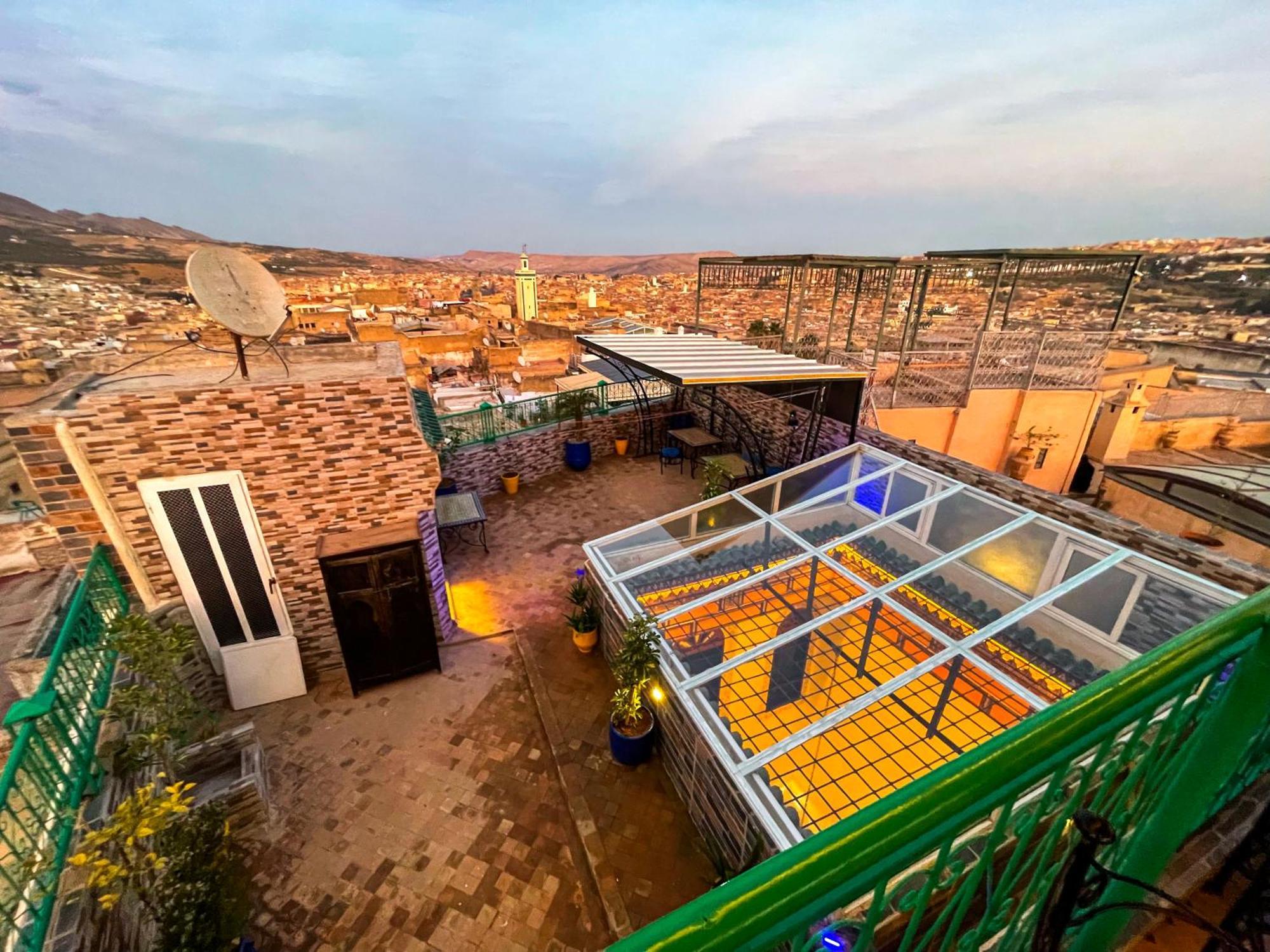 Riad Dar El Ouedghiri Fès Eksteriør bilde