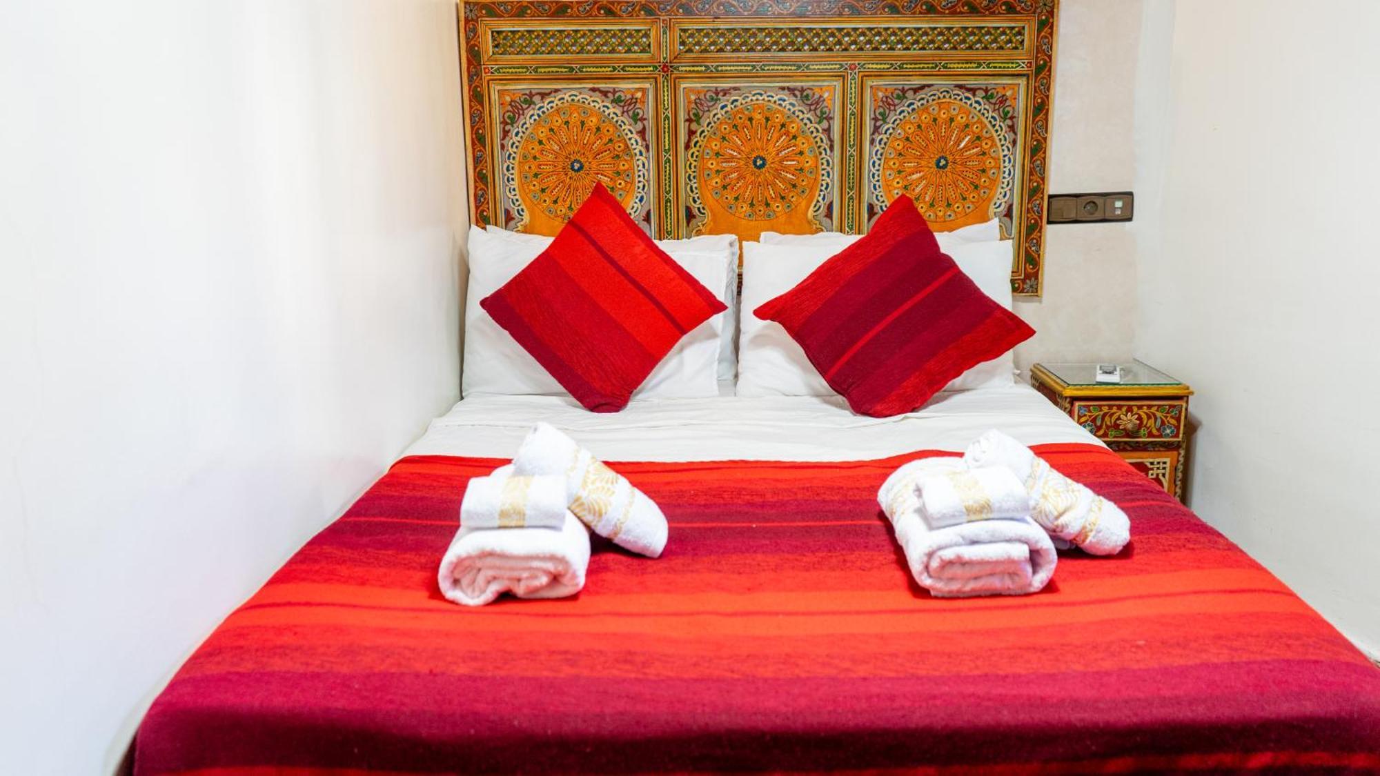 Riad Dar El Ouedghiri Fès Eksteriør bilde