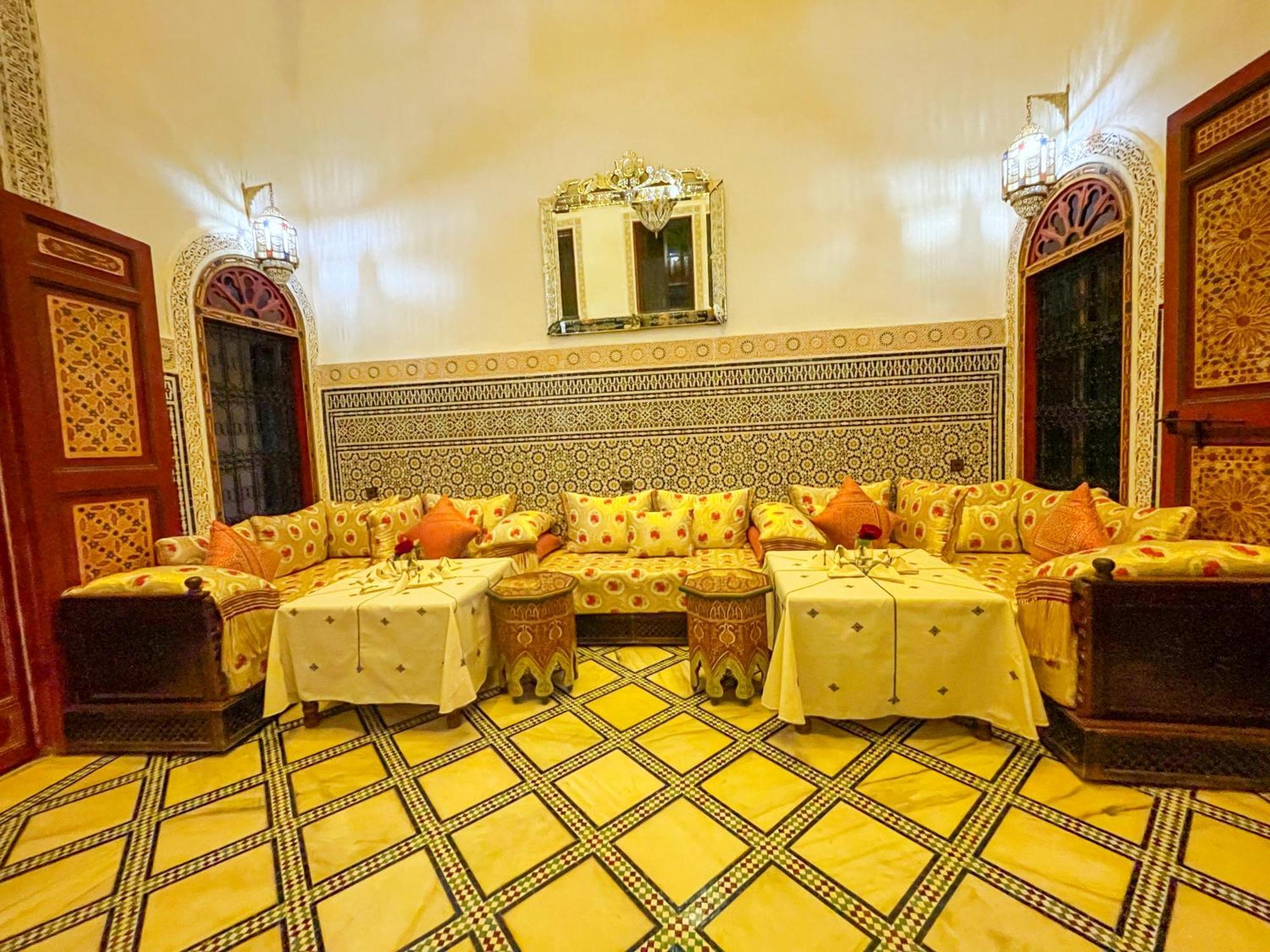 Riad Dar El Ouedghiri Fès Eksteriør bilde